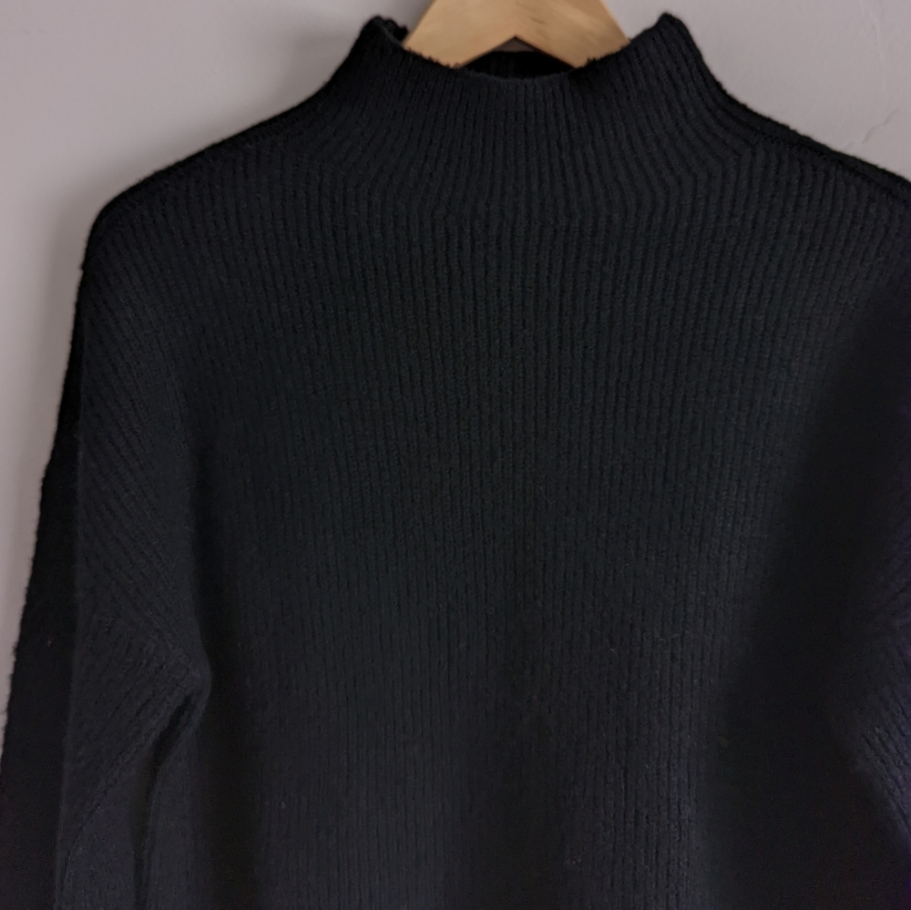 🌿CHELSEA 28 SWEATER🌿 - Picture 3 of 6